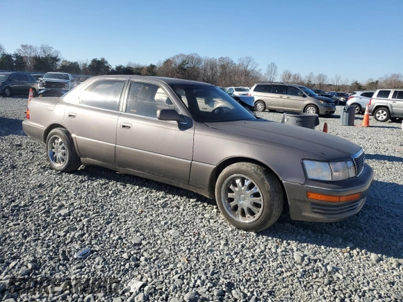 1993 Lexus LS z VIN JT8UF11E3P0155716, wystawiony jako Copart lot #83273374 z przebiegiem 352 180 mil mil oraz Czysty tytuł • Clean title. Historia ofert i sprzedaży dostępna na DreamBid. Obrazek 4.
