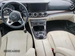 2019 Mercedes-Benz E 450 with VIN WDDZH6JB1KA556677, listed as a Copart auction lot 74530134 with Not Provided miles and Non Repairable. Bid and sale history available at DreamBid. Image 8.