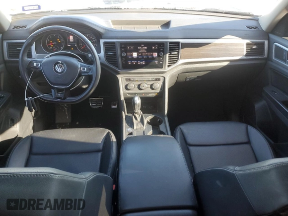 2018 Volkswagen Atlas SE with VIN 1V2FR2CA2JC552663, listed as a Copart auction lot 88244855 with 76,990 mi miles and Salvage title. Bid and sale history available at DreamBid. Image 8.