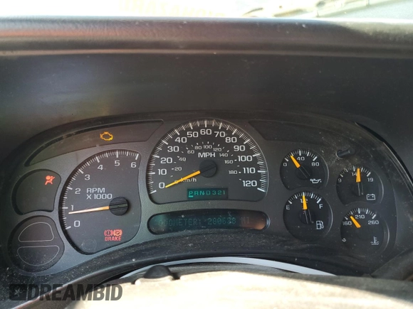 2004 Chevrolet Silverado 1500 Work Truck with VIN 1GCEC14V74Z320250, listed as a Copart auction lot 88318985 with 280,638 mi miles and Salvage Title. Bid and sale history available at carsss.com. Image 9.