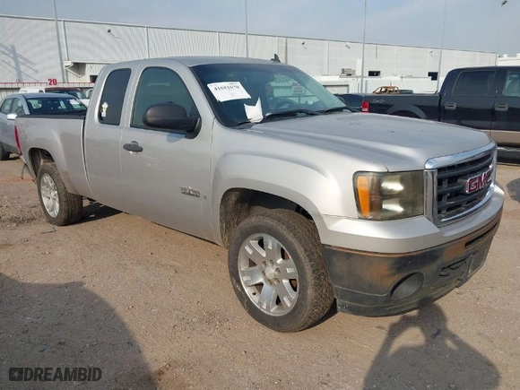 2007 GMC Sierra 1500 SLE1 with VIN 2GTEC190771688552, listed as a IAAI auction lot 41681670 with 219,514 mi miles. Bid and sale history available at carsss.com. Image 1.