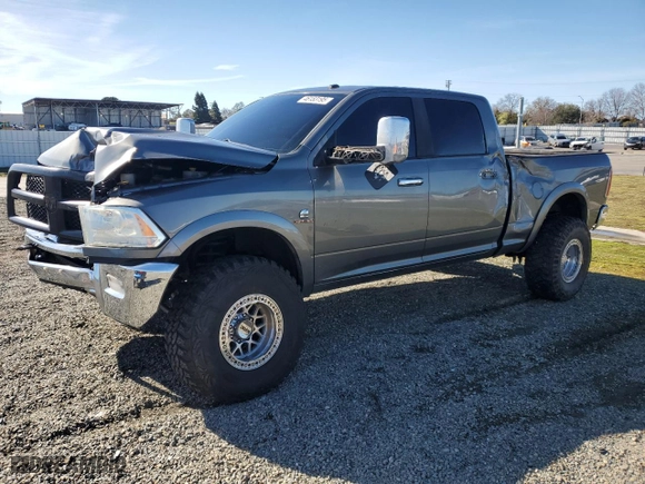 2013 Ram 2500 Laramie with VIN 3C6UR5FL4DG517414, listed as a Copart auction lot 46153195 with 132,541 mi miles and Salvage Title. Bid and sale history available at carsss.com. Image 1.