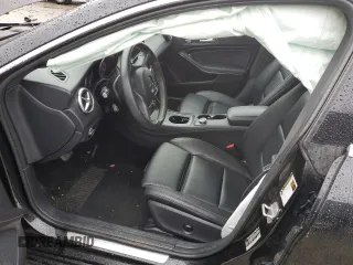 2018 Mercedes-Benz CLA with VIN WDDSJ4EBXJN613762, listed as a Copart auction lot 37501673 with 59,646 mi miles. Bid and sale history available at carsss.com. Image 7.