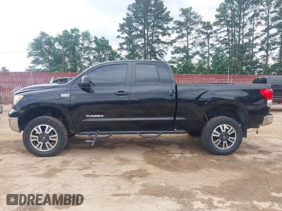 2008 Toyota Tundra z VIN 5TBBV54168S522904, wystawiony jako IAAI lot #42144836 z przebiegiem 190 610 mil mil oraz . Historia ofert i sprzedaży dostępna na DreamBid. Obrazek 14.