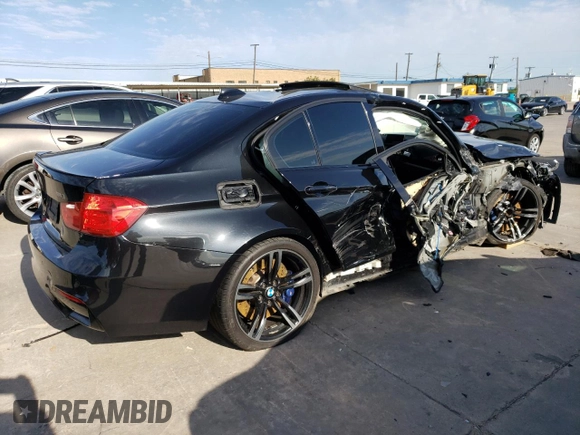2015 BMW M3 z VIN WBS3C9C58FP804247, wystawiony jako Copart lot #50446713 z przebiegiem Nie podano mil oraz Szkoda całkowita • Salvage title. Historia ofert i sprzedaży dostępna na DreamBid. Obrazek 3.