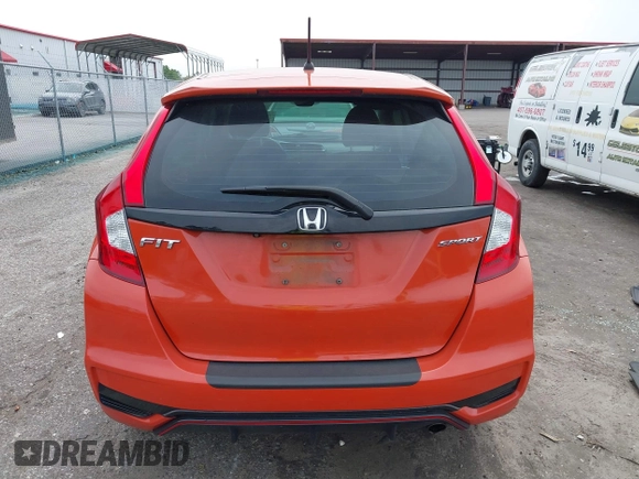 2020 Honda Fit Sport z VIN 3HGGK5H68LM726836, wystawiony jako IAAI lot #41877016 z przebiegiem 103 554 mil mil oraz . Historia ofert i sprzedaży dostępna na DreamBid. Obrazek 17.