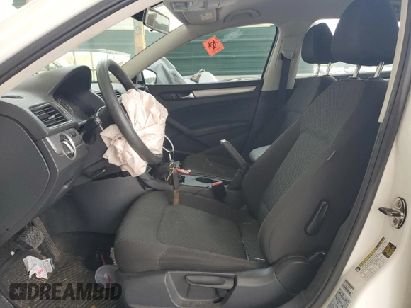 2012 Volkswagen Passat S с VIN 1VWAP7A30CC037230, выставлен на аукционе Copart как лот 62407865 с пробегом 161 242 миль миль и Списание • Salvage title. История ставок и продаж доступна на DreamBid. Изображение 7.