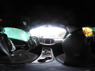 2021 Dodge Challenger R/T Scat Pack Widebody z VIN 2C3CDZFJXMH615361, wystawiony jako IAAI lot #41911374 z przebiegiem 27 159 mil mil oraz . Historia ofert i sprzedaży dostępna na DreamBid. Obrazek 19.