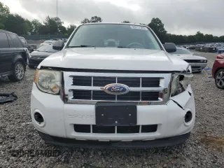2011 Ford Escape XLS z VIN 1FMCU0C79BKB47155, wystawiony jako Copart lot #60277365 z przebiegiem 124 799 mil mil oraz Czysty tytuł • Clean title. Historia ofert i sprzedaży dostępna na DreamBid. Obrazek 5.
