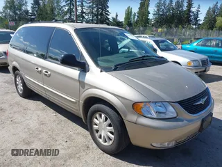 2003 Chrysler Town & Country LXi with VIN 2C8GP54L13R274683, listed as a IAAI auction lot 42150277 with 151,477 mi miles. Bid and sale history available at carsss.com. Image 1.