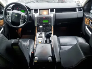 2009 Land Rover Range Rover Sport HSE with VIN SALSK25459A193479, listed as a Copart auction lot 61149845 with 124,104 mi miles and Salvage title. Bid and sale history available at DreamBid. Image 8.