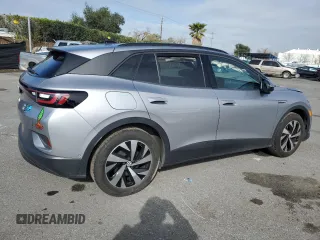 2023 Volkswagen ID.4 Pro with VIN 1V2CMPE88PC032582, listed as a Copart auction lot 48136625 with 21,079 mi miles and Salvage Title. Bid and sale history available at DreamBid. Image 3.