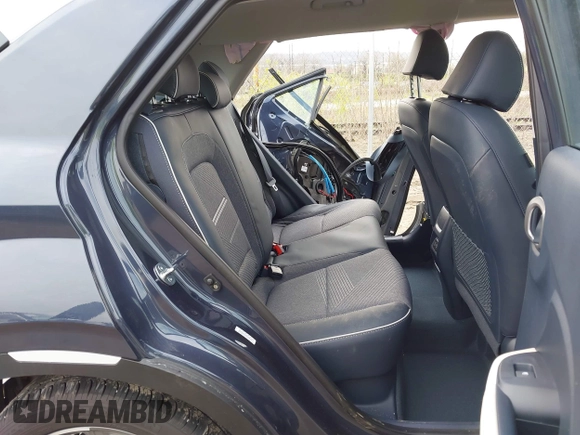 2024 Hyundai Venue SEL with VIN KMHRC8A36RU330152, listed as a IAAI auction lot 42019912 with 3,035 mi miles and . Bid and sale history available at DreamBid. Image 8.