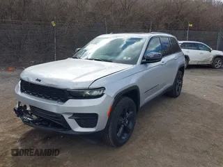 2023 Jeep Grand Cherokee Laredo with VIN 1C4RJHAG2PC660418, listed as a IAAI auction lot 41693879 with 4,295 mi miles and . Bid and sale history available at DreamBid. Image 20.