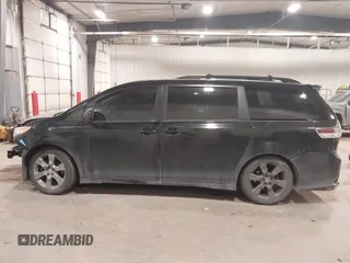 2011 Toyota Sienna SE with VIN 5TDXK3DC6BS112848, listed as a IAAI auction lot 41506859 with 298,533 mi miles. Bid and sale history available at carsss.com. Image 14.