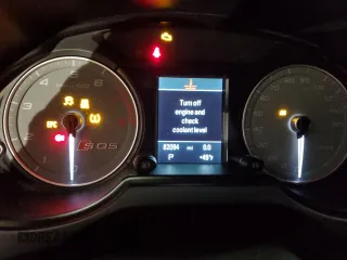 2015 Audi SQ5 Premium Plus with VIN WA1CGAFP6FA088827, listed as a Copart auction lot 86979944 with 82,094 mi miles and Salvage Title. Bid and sale history available at carsss.com. Image 9.