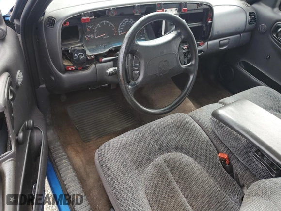 1998 Dodge Dakota SLT z VIN 1B7FL26X0WS745765, wystawiony jako Copart lot #48497125 z przebiegiem 174 162 mil mil oraz Szkoda całkowita • Salvage title. Historia ofert i sprzedaży dostępna na DreamBid. Obrazek 8.