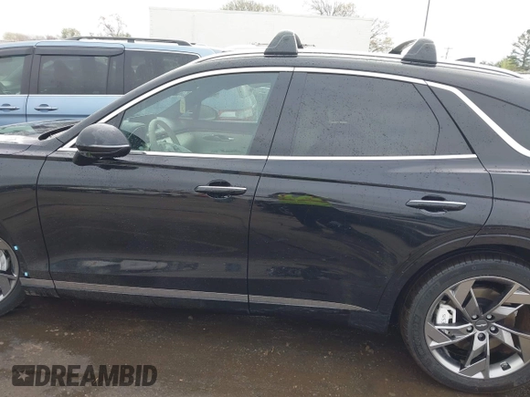 2024 Genesis GV70 Advanced with VIN 5NMMCET11RH002752, listed as a IAAI auction lot 41836183 with 10,376 mi miles and . Bid and sale history available at DreamBid. Image 14.