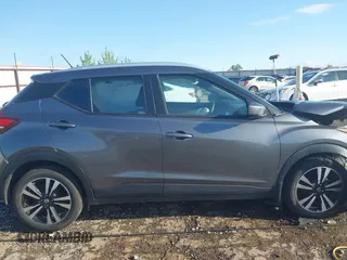 2019 Nissan Kicks SV z VIN 3N1CP5CU0KL550487, wystawiony jako IAAI lot #42130893 z przebiegiem 57 445 mil mil oraz . Historia ofert i sprzedaży dostępna na DreamBid. Obrazek 14.