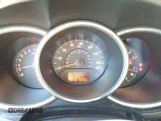 2013 Kia Sorento LX with VIN 5XYKT4A19DG405787, listed as a Copart auction lot 61982935 with 197,897 mi miles and Clean title. Bid and sale history available at DreamBid. Image 9.