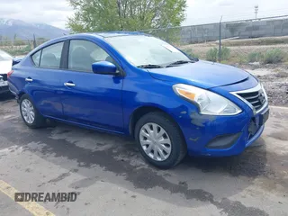 2017 Nissan Versa SV z VIN 3N1CN7AP8HL875802, wystawiony jako IAAI lot #42058019 z przebiegiem Nie podano mil oraz . Historia ofert i sprzedaży dostępna na DreamBid. Obrazek 1.