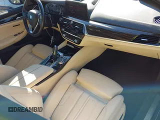 2019 BMW 5 Series 530e iPerformance with VIN WBAJA9C51KB391855, listed as a IAAI auction lot 41429622 with 47,162 mi miles. Bid and sale history available at carsss.com. Image 5.