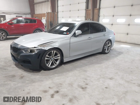 2018 BMW 3 Series 330i xDrive with VIN WBA8D9G50JNU66817, listed as a IAAI auction lot 41859913 with 44,990 mi miles. Bid and sale history available at carsss.com. Image 20.