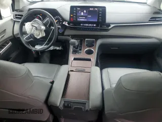 2021 Toyota Sienna XLE with VIN 5TDYRKEC5MS072144, listed as a Copart auction lot 51574645 with 41,137 mi miles and Salvage Title. Bid and sale history available at DreamBid. Image 8.