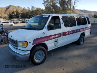 2000 Ford Econoline Passenger XL with VIN 1FBSS31L3YHB98619, listed as a Copart auction lot 77615904 with 316,815 mi miles and Clean Title. Bid and sale history available at DreamBid. Image 1.