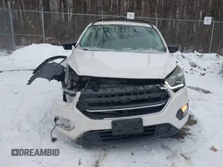 2017 Ford Escape SE with VIN 1FMCU9G96HUB49541, listed as a IAAI auction lot 41381783 with 178,323 mi miles. Bid and sale history available at carsss.com. Image 12.