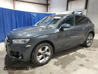 2020 Audi Q5 Premium with VIN WA1ANAFY5L2086644, listed as a Copart auction lot 45314975 with 61,065 mi miles and Salvage Title. Bid and sale history available at carsss.com. Image 1.