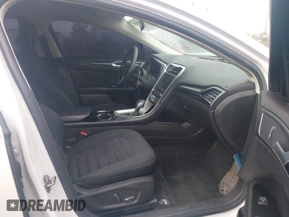 2016 Ford Fusion SE with VIN 3FA6P0H97GR375120, listed as a IAAI auction lot 41899285 with 143,933 mi miles and . Bid and sale history available at carsss.com. Image 5.