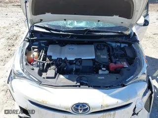 2018 Toyota Prius Two with VIN JTDKBRFU8J3070976, listed as a IAAI auction lot 41850168 with 82,662 mi miles. Bid and sale history available at carsss.com. Image 10.