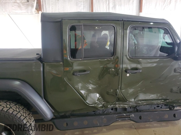 2023 Jeep Gladiator Rubicon with VIN 1C6JJTBGXPL537729, listed as a Copart auction lot 53788625 with 17,568 mi miles and Salvage title. Bid and sale history available at DreamBid. Image 10.