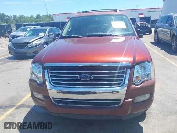 2010 Ford Explorer XLT z VIN 1FMEU6DE7AUA32162, wystawiony jako IAAI lot #42322017 z przebiegiem 201 238 mil mil oraz . Historia ofert i sprzedaży dostępna na DreamBid. Obrazek 12.