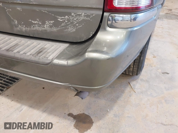 2003 Ford Windstar SE with VIN 2FMZA52413BB09700, listed as a IAAI auction lot 41037056 with 179,486 mi miles and . Bid and sale history available at DreamBid. Image 6.