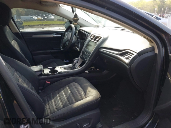 2016 Ford Fusion SE with VIN 1FA6P0H79G5124150, listed as a IAAI auction lot 42001241 with 198,889 mi miles and . Bid and sale history available at DreamBid. Image 5.