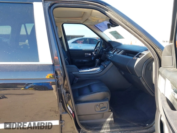2013 Land Rover Range Rover Sport HSE with VIN SALSF2D45DA789013, listed as a IAAI auction lot 41561223 with 83,039 mi miles and . Bid and sale history available at DreamBid. Image 5.