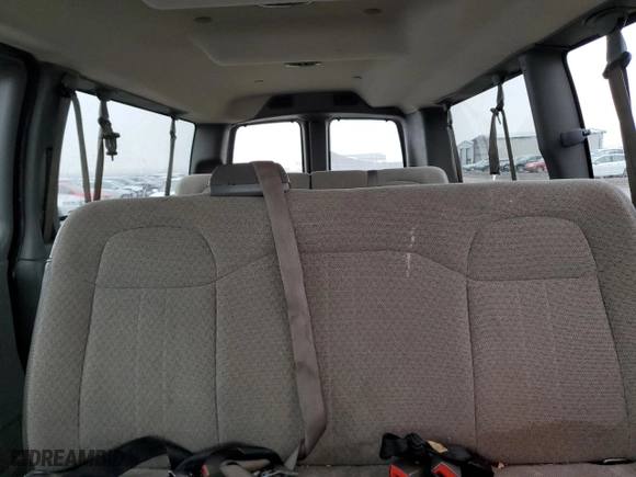 2017 Chevrolet Express Passenger LT with VIN 1GAZGPFF7H1225215, listed as a Copart auction lot 47135935 with 161,084 mi miles and Salvage Title. Bid and sale history available at carsss.com. Image 10.