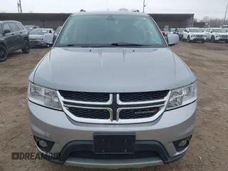 2019 Dodge Journey SE with VIN 3C4PDCBBXKT810874, listed as a IAAI auction lot 41960889 with 170,441 mi miles and . Bid and sale history available at DreamBid. Image 12.