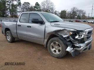 2019 Ram 1500 Tradesman z VIN 1C6RRECT0KN533592, wystawiony jako IAAI lot #41602675 z przebiegiem 157 970 mil mil oraz . Historia ofert i sprzedaży dostępna na DreamBid. Obrazek 1.