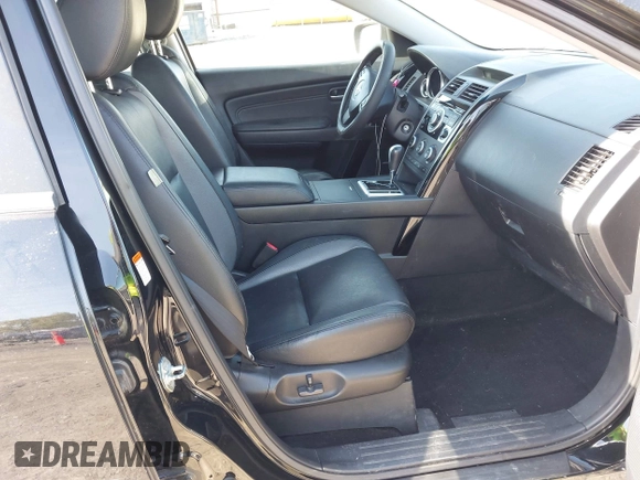 2008 Mazda CX-9 Grand Touring z VIN JM3TB38A080149923, wystawiony jako IAAI lot #42041471 z przebiegiem 142 958 mil mil oraz . Historia ofert i sprzedaży dostępna na DreamBid. Obrazek 5.