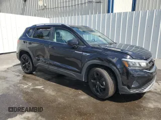 2024 Volkswagen Taos SE z VIN 3VVEX7B22RM129667, wystawiony jako Copart lot #55616565 z przebiegiem Nie podano mil oraz Nie do naprawy • Non repairable. Historia ofert i sprzedaży dostępna na DreamBid. Obrazek 4.