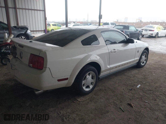 2009 Ford Mustang with VIN 1ZVHT80N095117420, listed as a IAAI auction lot 41441760 with 137,751 mi miles and . Bid and sale history available at carsss.com. Image 4.