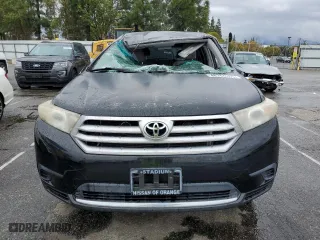 2011 Toyota Highlander with VIN 5TDZA3EH1BS016096, listed as a Copart auction lot 48764265 with 84,555 mi miles and Salvage Title. Bid and sale history available at carsss.com. Image 5.