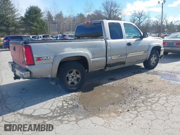 2003 Chevrolet Silverado 1500 LS with VIN 2GCEK19V231240843, listed as a IAAI auction lot 41439844 with 351,433 mi miles. Bid and sale history available at carsss.com. Image 4.