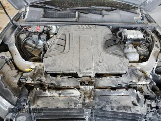 2018 Audi Q7 Premium Plus z VIN WA1LAAF78JD015418, wystawiony jako Copart lot #52317205 z przebiegiem 97 675 mil mil oraz Szkoda całkowita • Salvage title. Historia ofert i sprzedaży dostępna na DreamBid. Obrazek 12.
