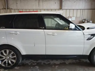 2016 Land Rover Range Rover Sport HSE with VIN SALWR2KF9GA640329, listed as a IAAI auction lot 41277826 with 82,099 mi miles and . Bid and sale history available at DreamBid. Image 13.