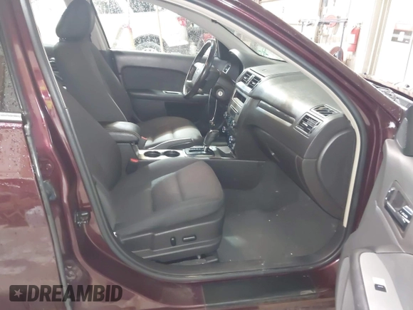 2011 Ford Fusion SEL with VIN 3FAHP0JA6BR201870, listed as a IAAI auction lot 42159069 with 157,656 mi miles. Bid and sale history available at carsss.com. Image 5.