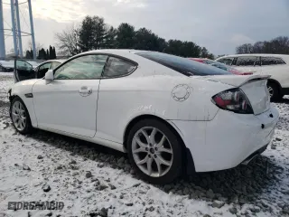 2008 Hyundai Tiburon GT with VIN KMHHN66F68U269896, listed as a Copart auction lot 87502765 with 196,437 mi miles and Salvage Title. Bid and sale history available at carsss.com. Image 2.